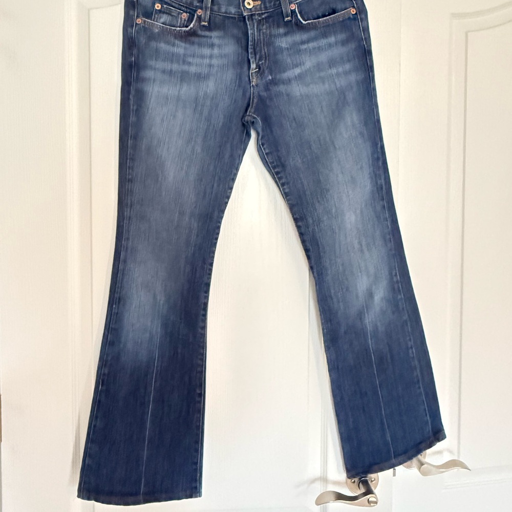 Lucky Brand Blue Flare Jeans with Vintage Appeal